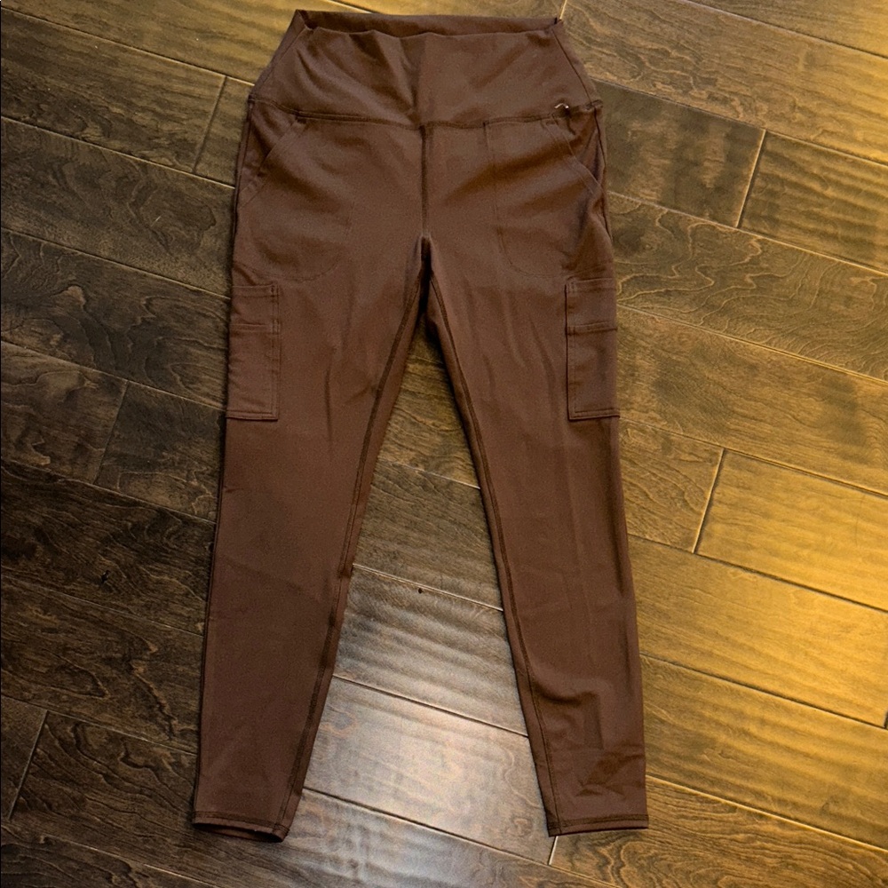 Avalanche (L) Cargo Style Dark Brown Leggings